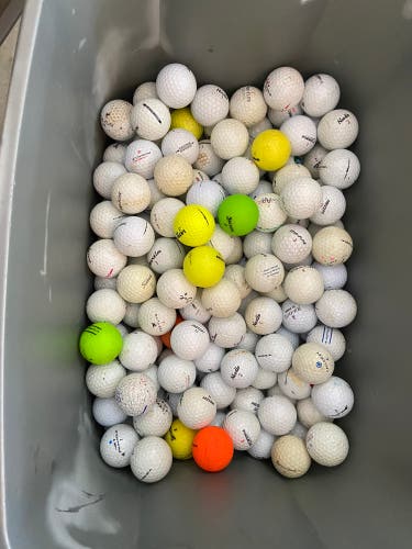 100 ASSORTED GOLF BALLS