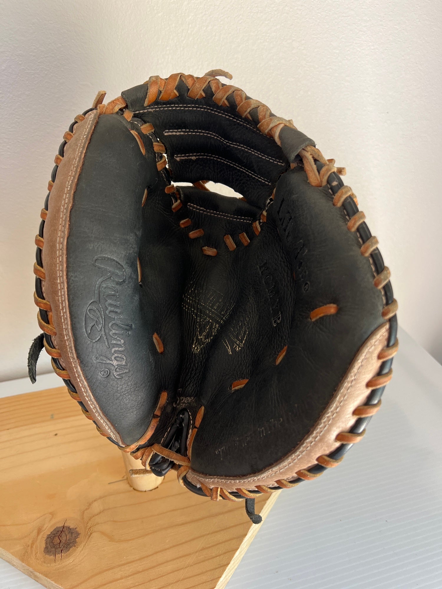 Rawlings RCM7 Lance Parrish Catchers Mitt Baseball Glove RHT