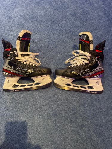 Used Bauer Regular Width Size 6.5 Vapor 2X Pro Hockey Skates