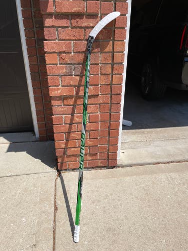 Intermediate Left Hand P28 Bauer Sling Hockey Stick