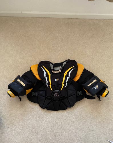 Vaughn Velocity V7 XF Int Goalie Chest Protector