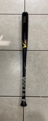 Used 2022 Victus  31 oz 33.5" Nox Bat