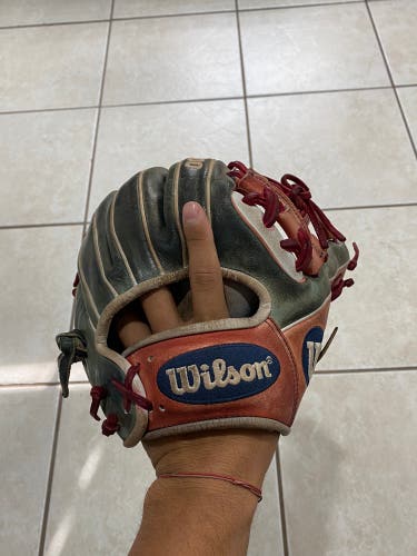 Infield 11.5" A2000 Baseball Glove