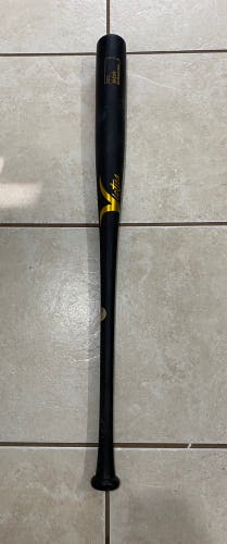 Used 2021 Victus  31 oz 34" EB12 Bat
