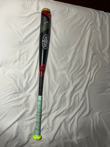 33 Inch Louisville slugger 916
