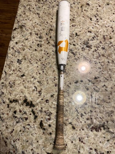 2022 Composite (-10) 20 oz 30" CF Bat