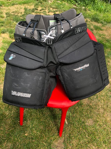 Large Vaughn Pro Stock Velocity VE8 Pro Carbon Hockey Goalie Pants