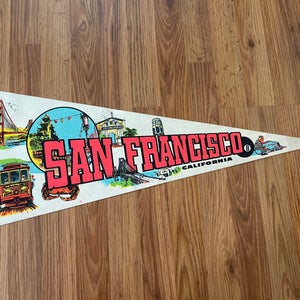 San Francisco California SUPER VINTAGE TRAVEL SOUVENIR Collectible Felt Pennant!