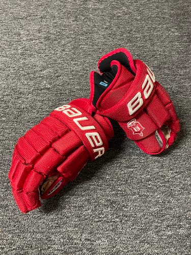 Bauer Hockey Gloves Dubuque Fighting Saints 14”