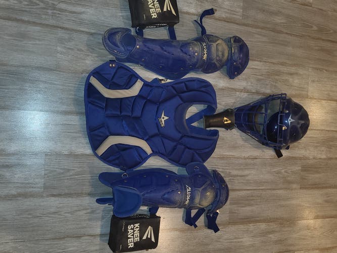 Used All Star Player's Series Catcher's Set