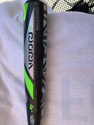 Used USSSA Certified DeMarini Hybrid Voodoo Balanced Bat (-9) 23 oz 32"