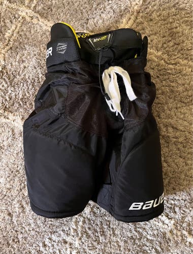 New,  Bauer Supreme Ultrasonic Pants, size youth large
