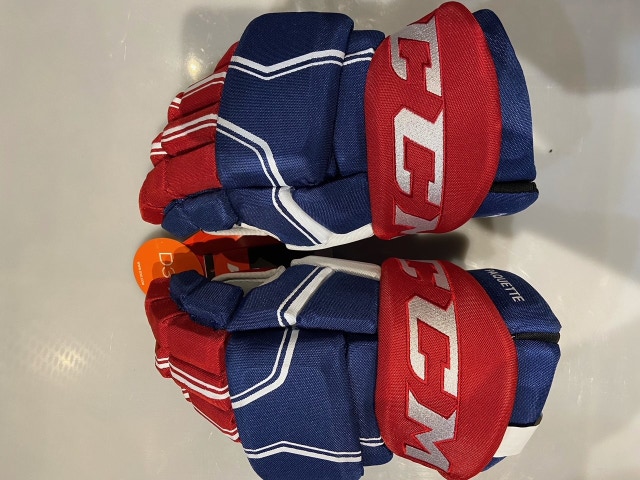 New CCM Pro Model Gloves 14" Pro Stock Cedric Paquette