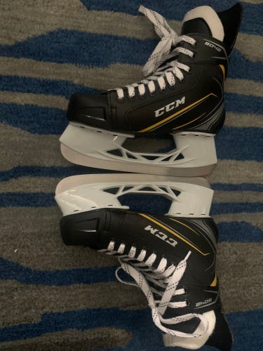 Used CCM Size 5 Tacks 9042 Hockey Skates