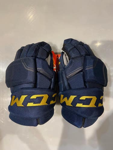 New CCM Pro Model Gloves Pro Stock St. Louis Blues 13" and 14"