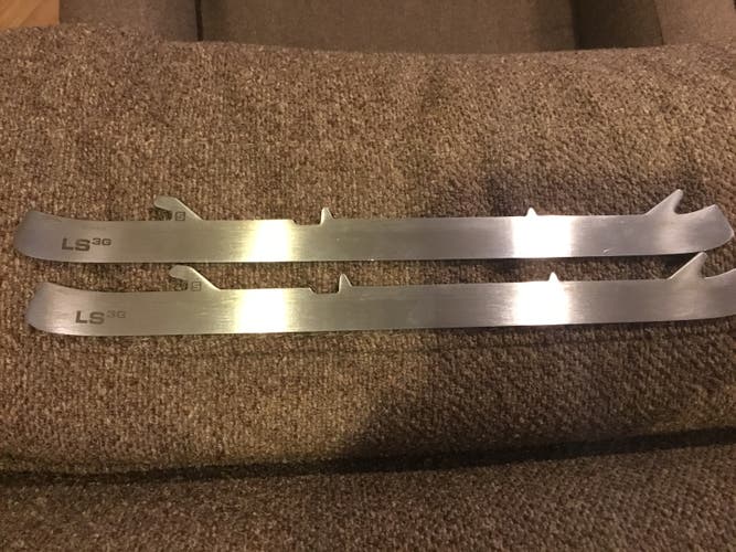 Used Bauer LS3G size 5