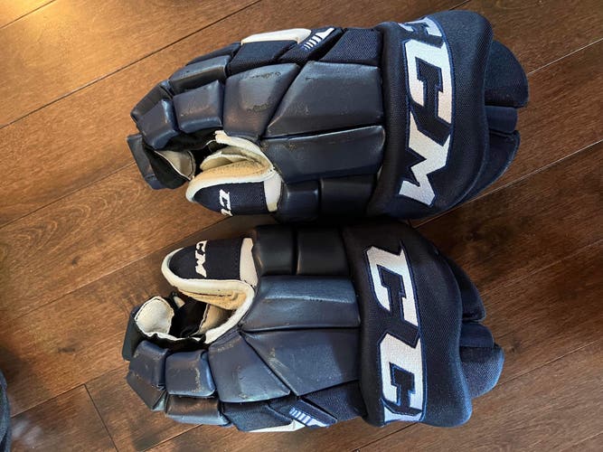 CCM 15" Pro Stock HG42 Gloves