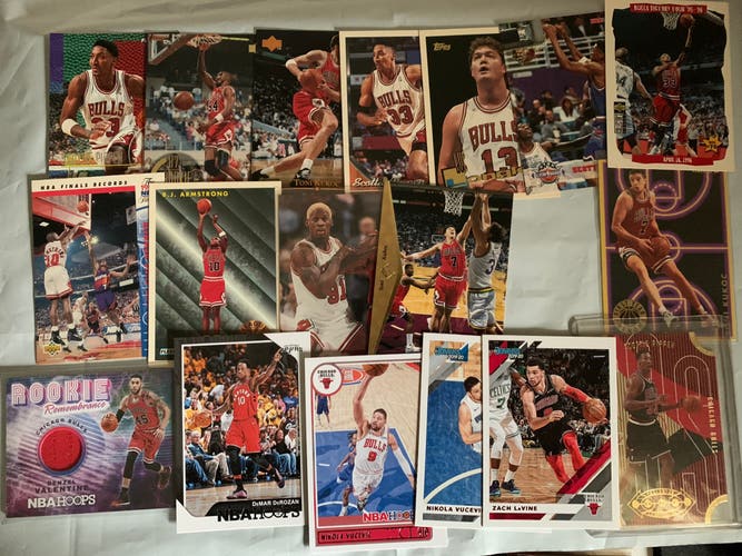 Chicago Bulls Lot ft Pippen, Rodman, Kukoc, Vucevic, Denzel Valentine Jersey Relic