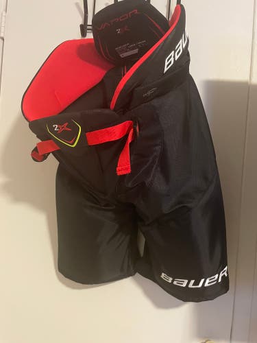 Bauer VAPOR 2X Large Pants (Brand new,Never used)