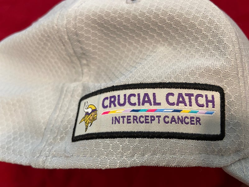 New Era NFL Crucial Catch Intercept Cancer 39THIRTY Tie Dye Hat Cap Sz M/L  NWT.