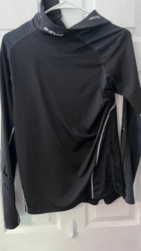 Bauer Small Kevlar Long Sleeve Compression Shirt with Neck Guard