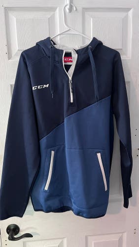 CCM Blue Large 1/4 Zip Sweatshirt