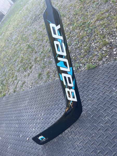 Used Youth Bauer Supreme 1500 Straight Blade Goalie Stick