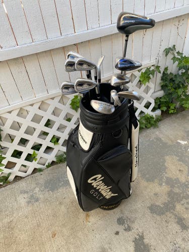Cleveland complete golf club set with leather staff bag