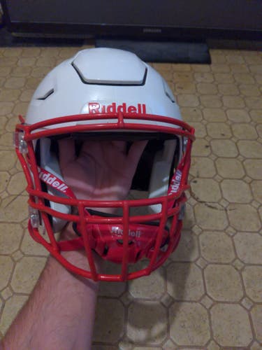 Adult Medium white Riddell SpeedFlex Helmet
