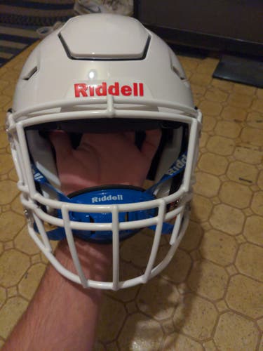 Adult New Large white Riddell SpeedFlex Helmet