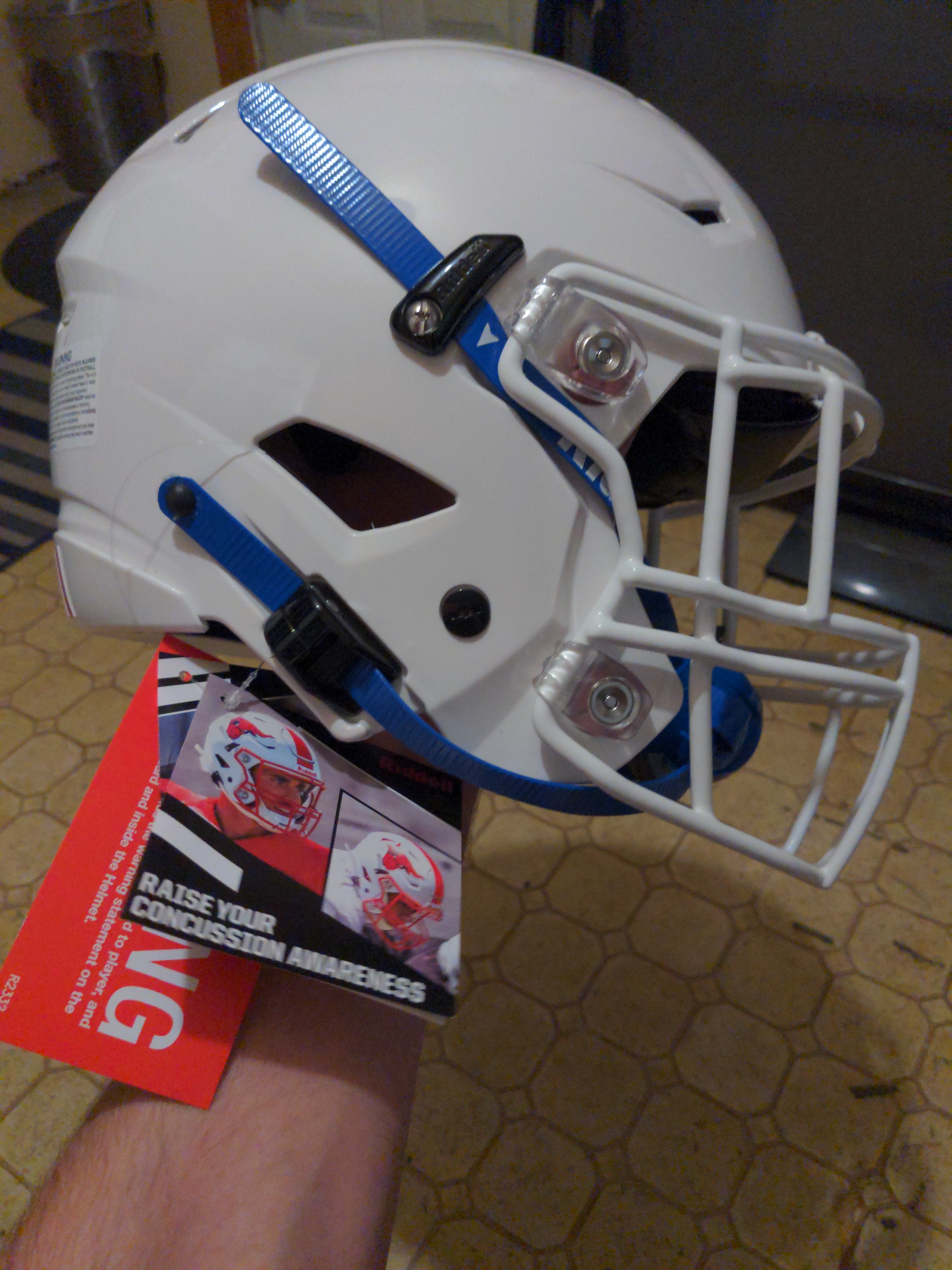 Adult New Large white Riddell SpeedFlex 