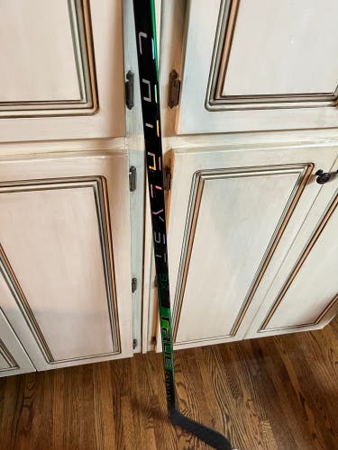P28 75 Flex Left Hand Pro Stock Catalyst 9X Hockey Stick