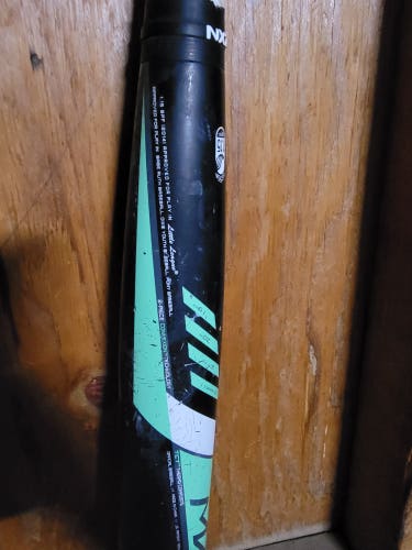 Used USSSA Certified YB16MK11 Easton Composite Mako Bat (-11) 19 oz 30"