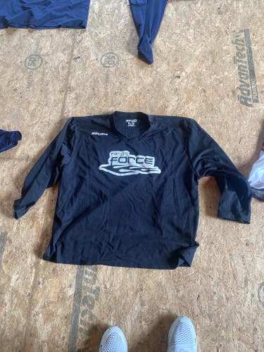 Black Used XL Bauer Jersey