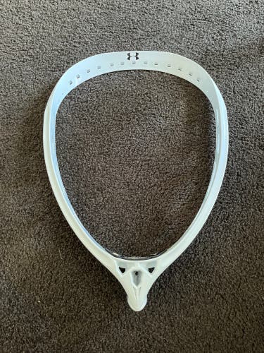 Lightly used under armor Headline Goalie Head Unstrung