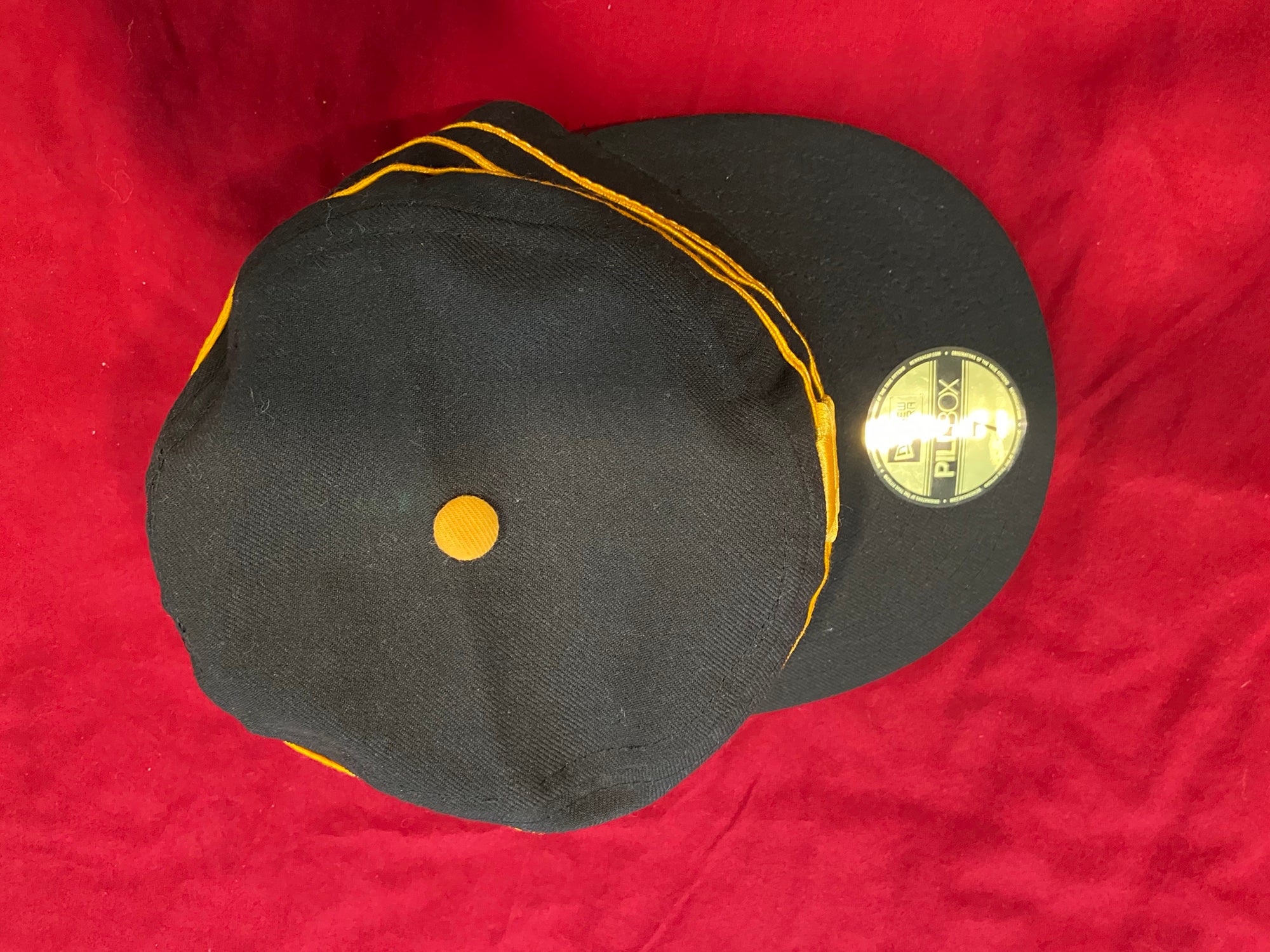 MLB Pittsburgh Pirates New Era Genuine Merchandise Pillbox Fitted Hat  Black/Gold