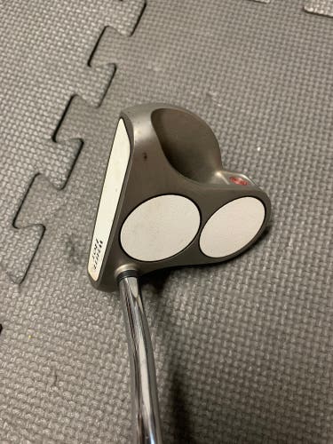 Odyssey White Hot 2 Ball Putter 35”