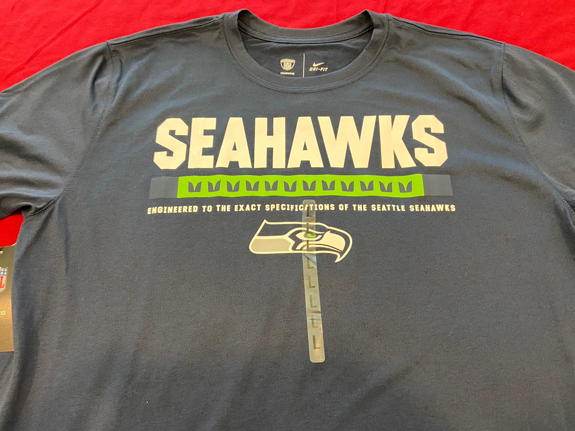 Seattle Seahawks T Shirt Men 2XL Adult Green NFL Football Fan 12th Man  Stadium