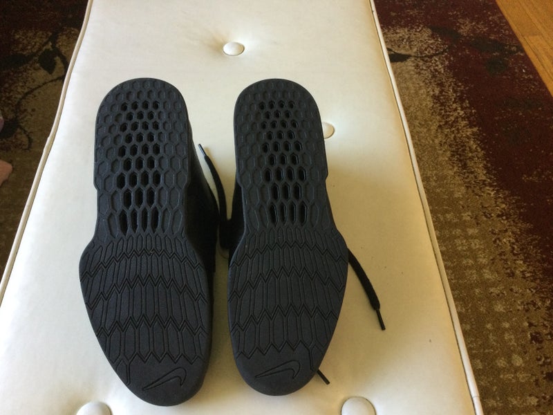 Nike Romaleos 3 , Adult Size 9, black