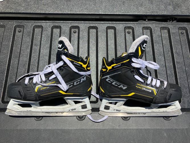 CCM 9380 Tacks Goalie Skates 6.0 -Used