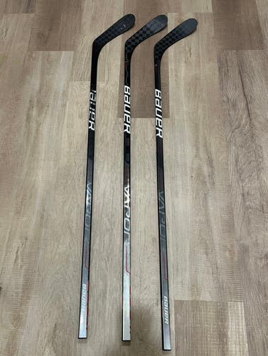 3 Senior Right Handed P28 Pro Stock Vapor Hyperlite Hockey Stick (selling all 3 for the price)