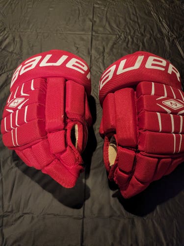 Used Bauer Nexus 400 Gloves 13"