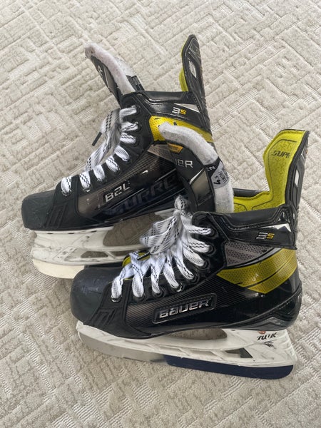 Used Bauer Size 4.5 Supreme 3S Hockey Skates