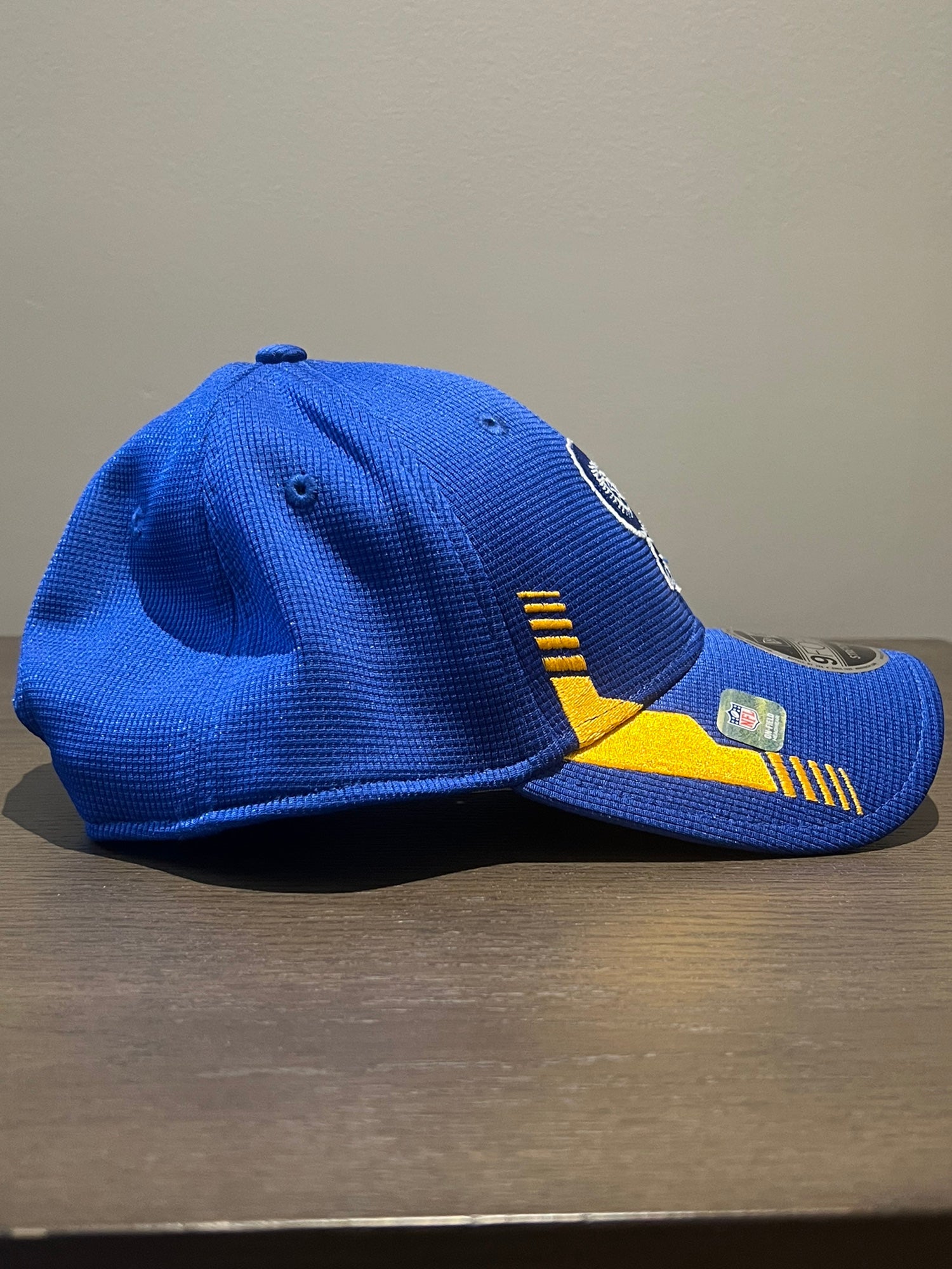 LA Rams NFL Sideline Home Blue 9FORTY Stretch Snap Cap