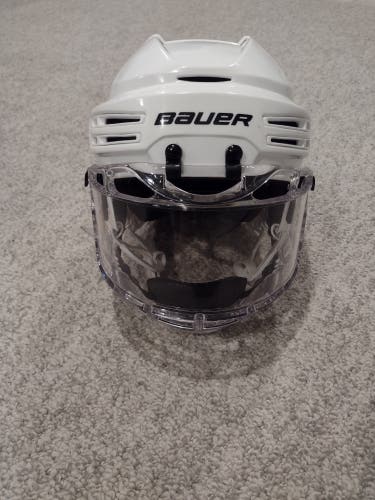 Bauer Re-Akt 75 Helmet with Bauer Concept 3 Mask Size Medium