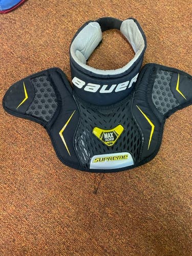 Used Bauer Supreme Goalie Neck Guard