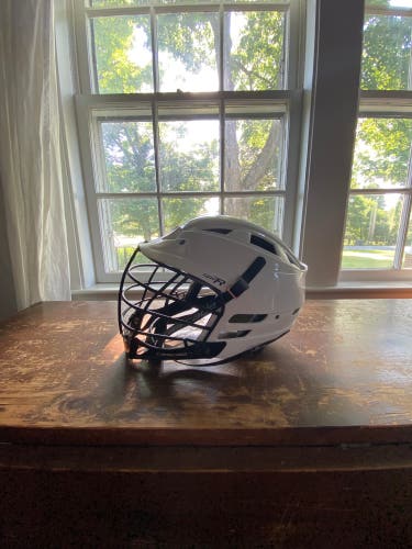 Player's Cascade CPV-R Helmet