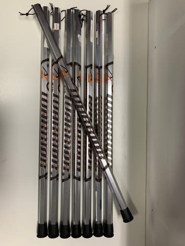 Warrior Analog A6000 Attack Shaft 30" (BUNDLE DEAL - 8 TOTAL) - Chrome - Brand New!!!