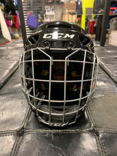New Youth CCM  FL3DS Helmet Combo