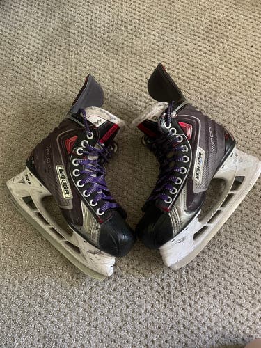 Used Bauer Regular Width  Size 5.5 Vapor X60 Hockey Skates
